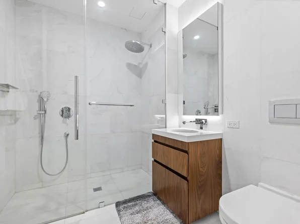 244 East 52nd Street image 5 of 7