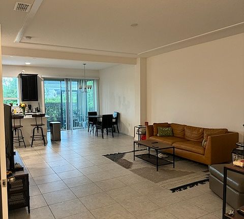 2nd image of 6268 Camino Dr #6268