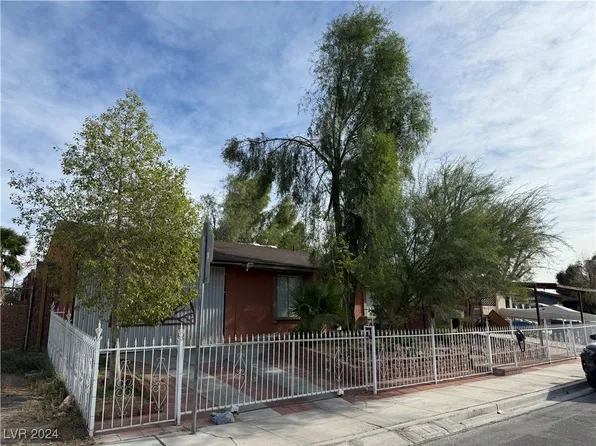 2813 Searles Ave, Las Vegas, NV 89101