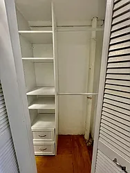 Rented by R New York