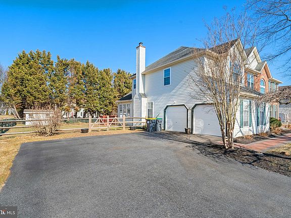 5th image of 226 Cornwell Dr