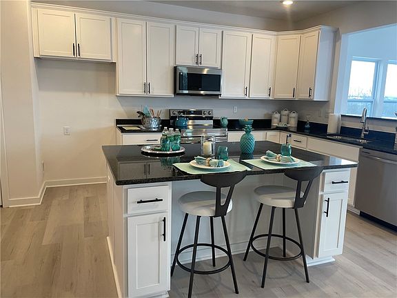 7th image of this home