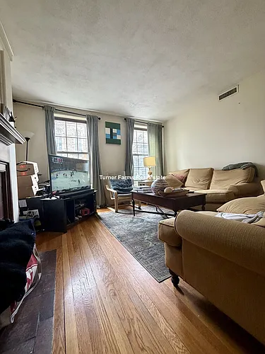 12 Dean Rd Photo 1