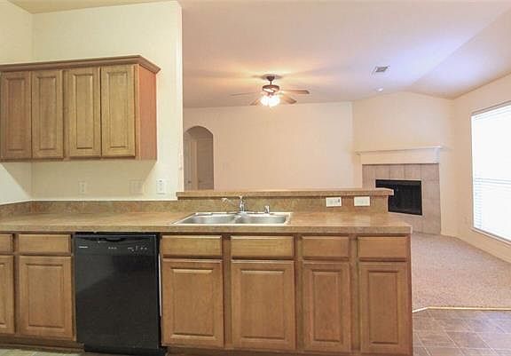 4th image of 4605 Fox Meadows Ln