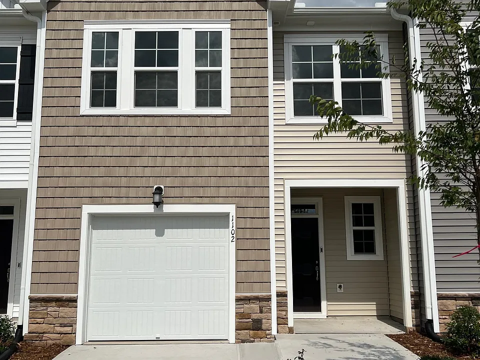 1102 Gemma Dr