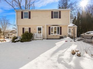 17 Lincoln Ave, Millbury, MA 01527