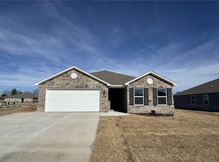 538 Kenneth St, Elkins, AR 72727