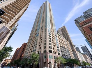33 W Ontario St APT 38F, Chicago, IL 60654
