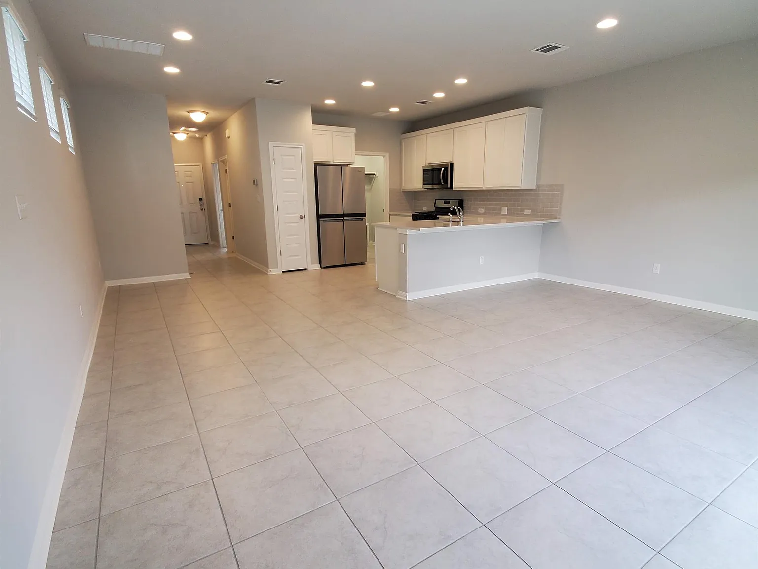 1717 Fountain Bridge Drive - 1 — Photo 4