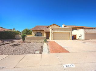 2966 W COMSTOCK Drive, Chandler, AZ 85224