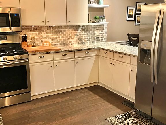 4th image of 69 Northwest Dr APT 52
