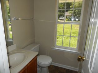 1416 Eagles Landing Dr, Charlotte, NC 28214