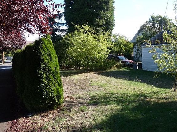 large double lot