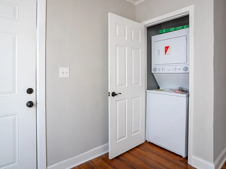 In-Unit Laundry