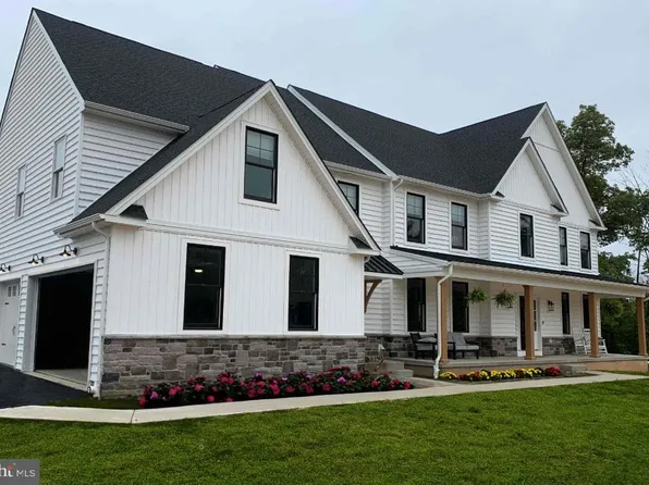 3 Holcombe Grove Rd Lot 2, Lambertville, NJ 08530