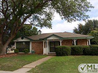 757 Arbor Downs Dr, Plano, TX 75023