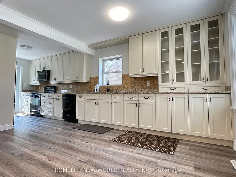 100 Pugsley Ave — Photo 5