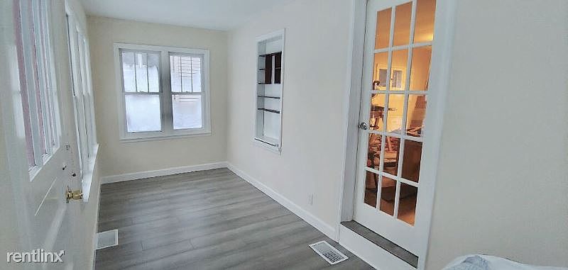 2nd image of 5249 38th Ave S
