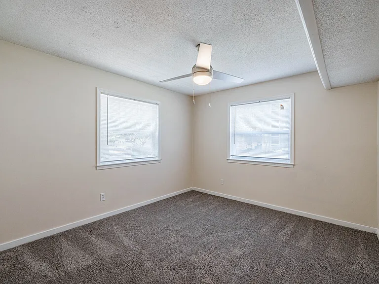 Village Green Apartment Homes — Photo 62
