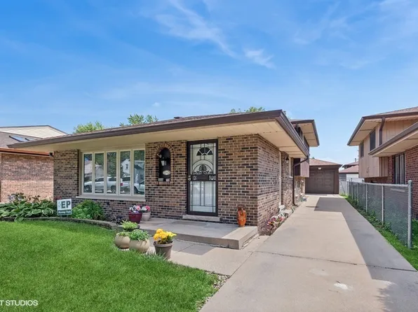 2745 W 90th Pl, Evergreen Park, IL 60805