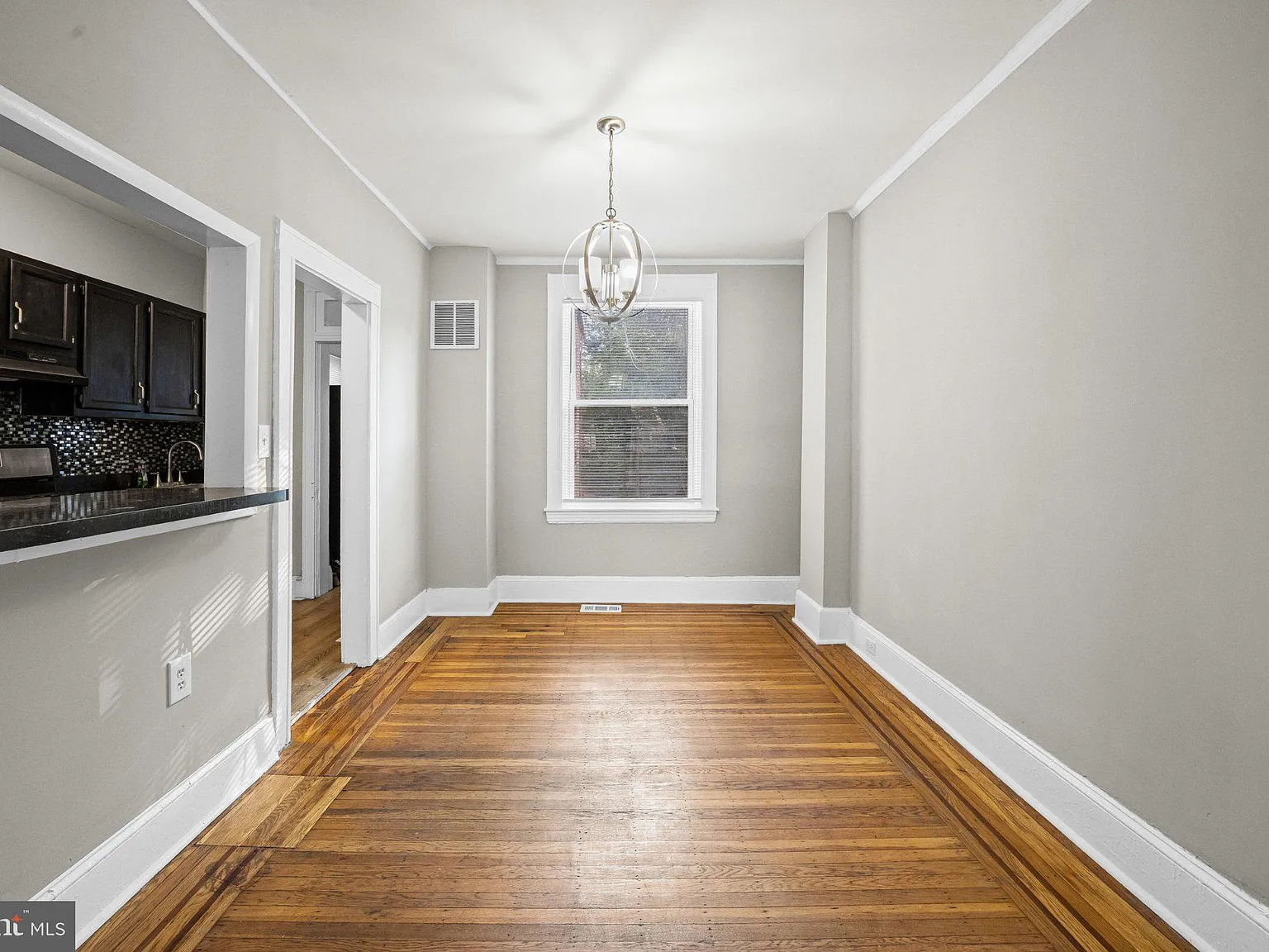 3 bed, 1.0 bath, $1,875 — Photo 4