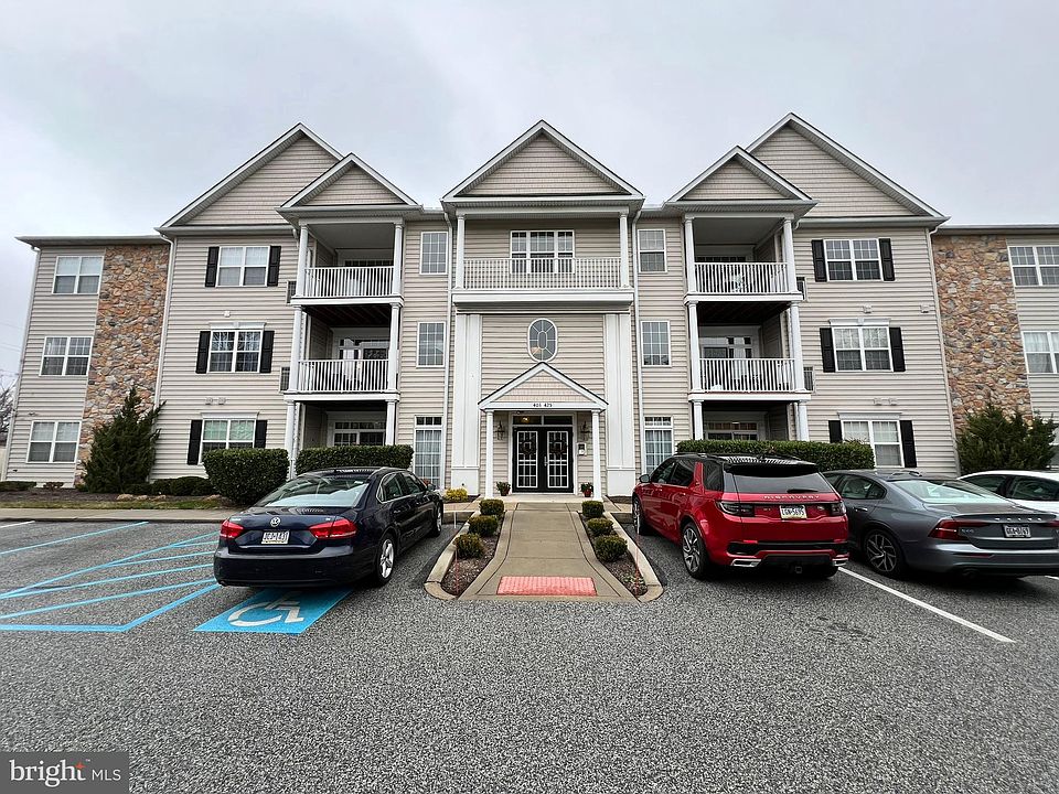 1st image of 415 Megan Ct #G