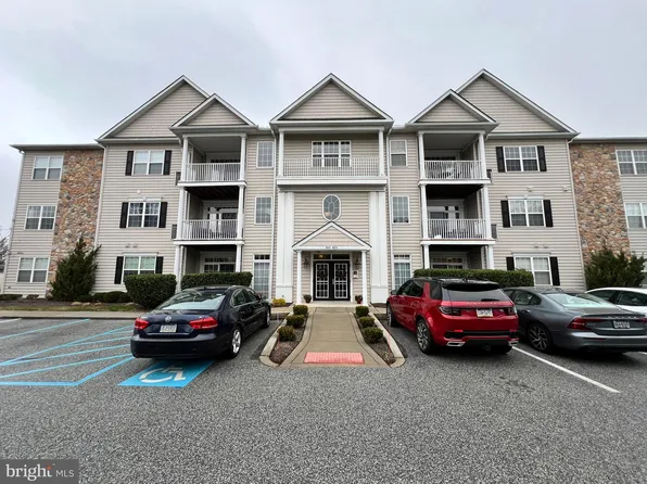 415 Megan Ct #G, Kennett Square, PA 19348