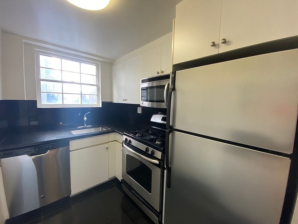 1st image of 160 E 88th St #12HL