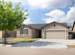 1604 Sidonia St, Hanford, CA 93230