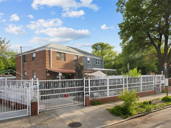 86-10 Astoria Blvd, East Elmhurst, NY 11369