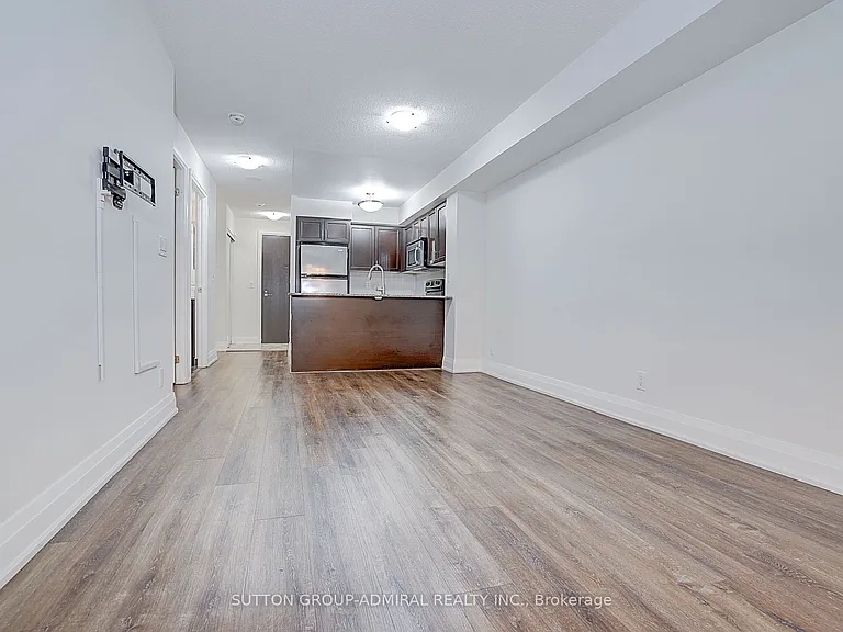 1060 Sheppard Ave W #1408 — Photo 21