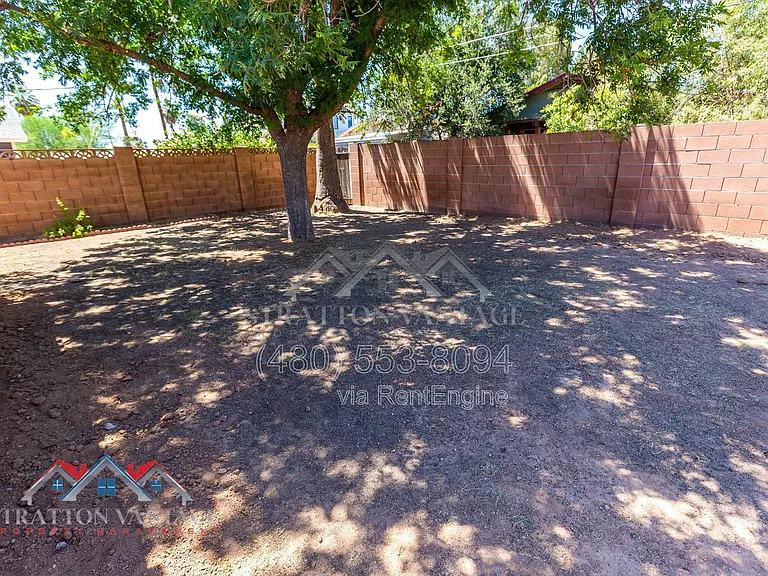 4826 E Avalon Dr — Photo 37