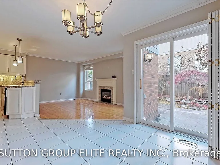 2485 Bankside Dr — Photo 11