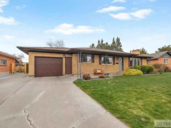 1992 Azalea Dr, Idaho Falls, ID 83404
