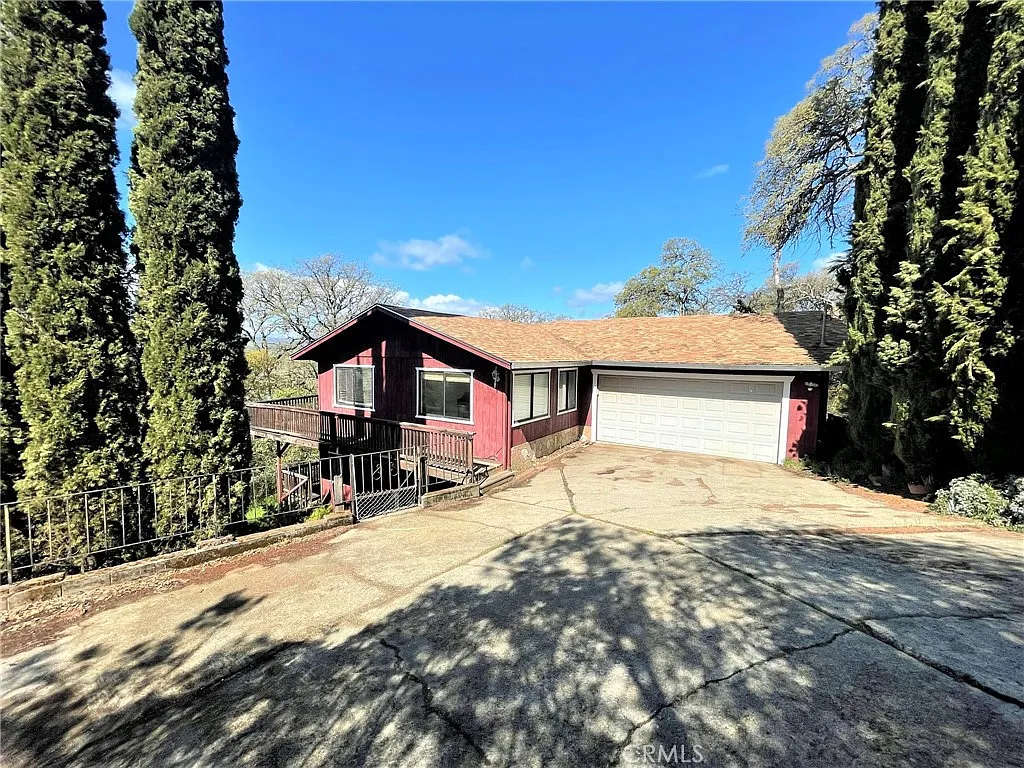2887 Merced St photo 1
