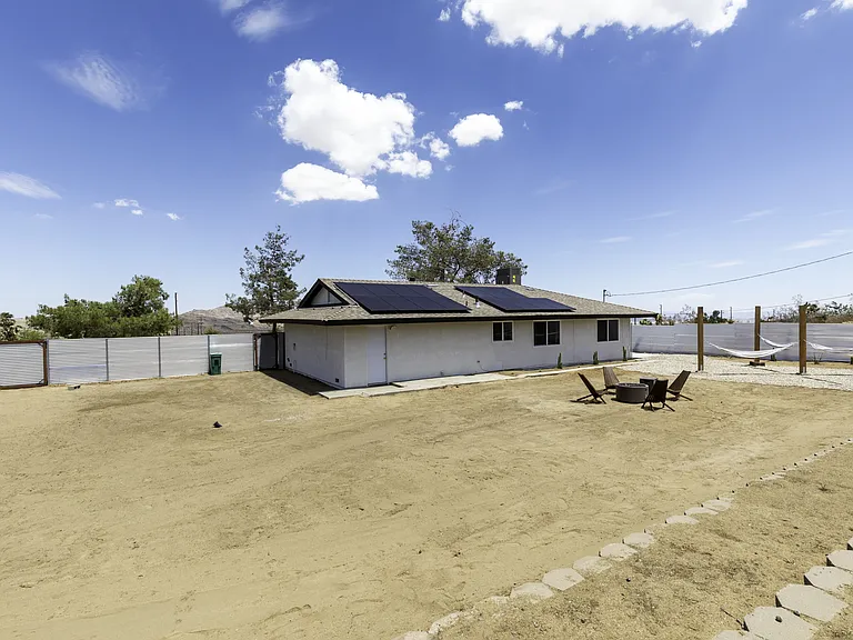 60237 Natoma Trl — Photo 26