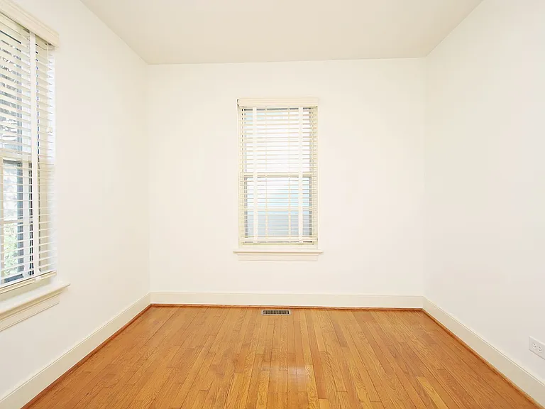 1412 Cherry Ave — Photo 10