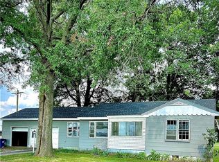 228 N Main St, Liberal, MO 64762