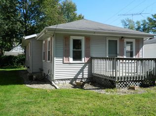716 S Hooker Ave, Three Rivers, MI 49093