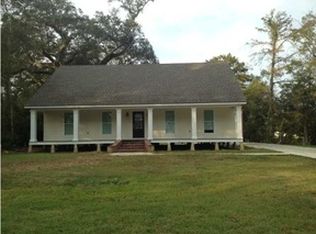 4115 Loreauville Rd, New Iberia, LA 70563