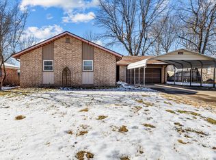 443 S Duke Ave, Springfield, MO 65802