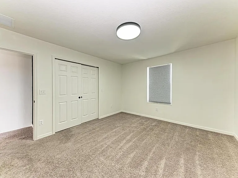 5826 143rd Ct E — Photo 37