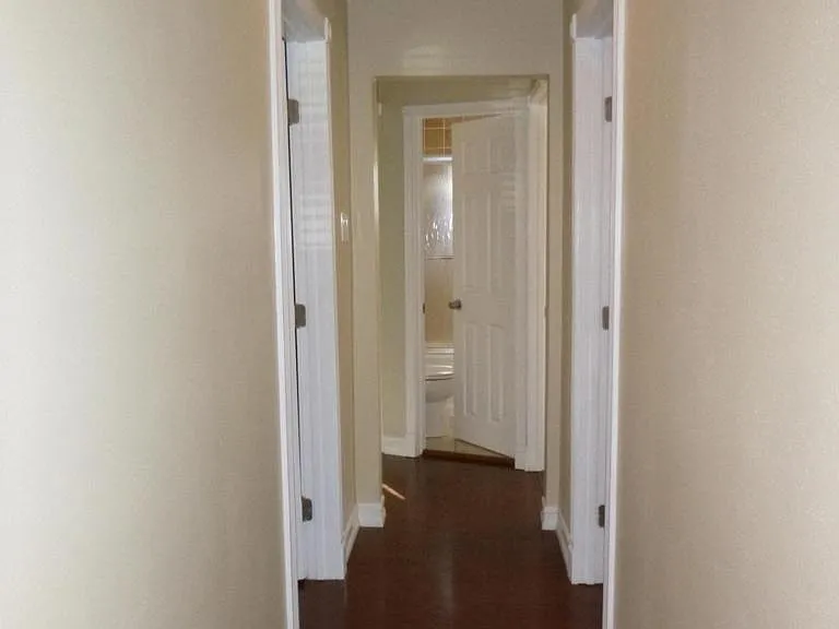 770 W Altadena Dr — Photo 12