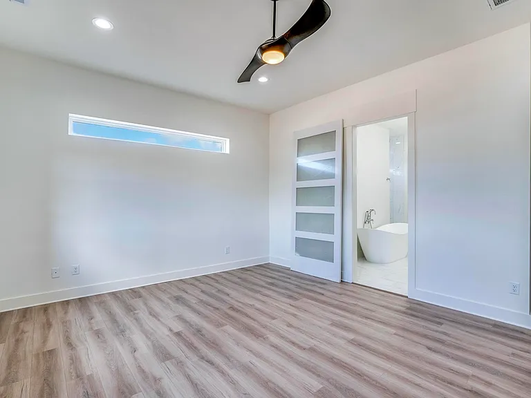 585 N Scenic Hills Ct — Photo 18
