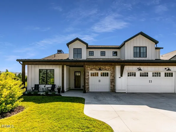 542 N Farm Hill Ln, Midway, UT 84049