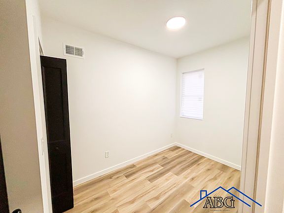4th image of 1716 Belfield Ave #1