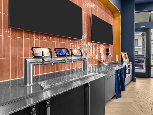 2101 Kauffman Loop #6110