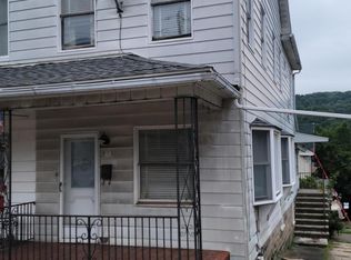201 West Ave, Mount Carmel, PA