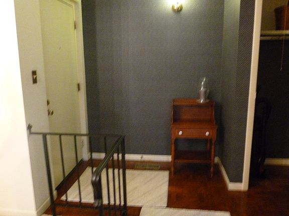 3rd image of 32 Shawnee Trl APT 1