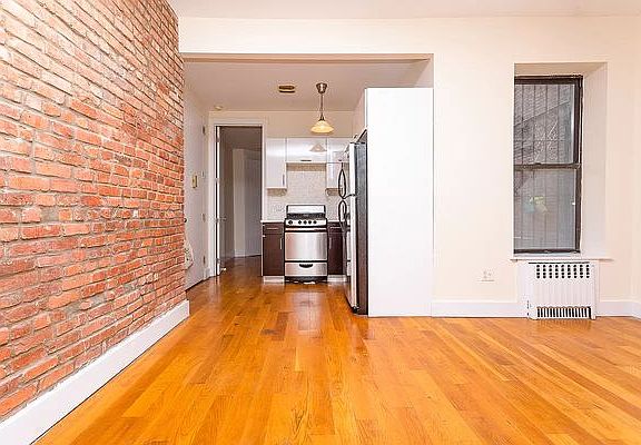 3rd image of 1058 Bergen St #3FR